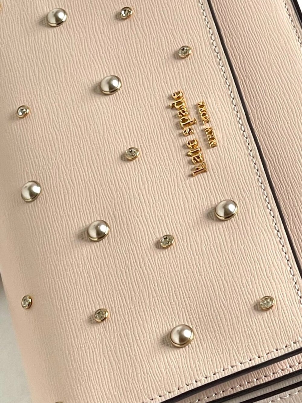 kate spade bag, pearl clutch, crystal chain bag, pale dogwood bag, flap clutch, - Picture 8 of 13
